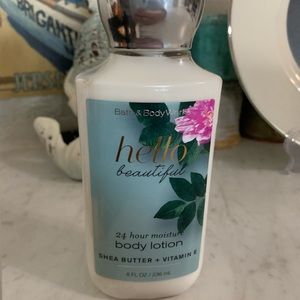 Bath & Body Works Beauty Basket Bundle to keep up after Salty Beach Day